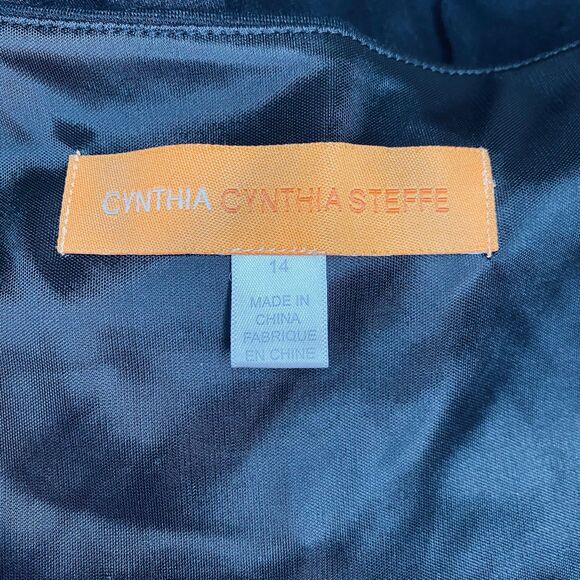 Cynthia Steffe [14] Plus Little Black Dress - Picture 6 of 6